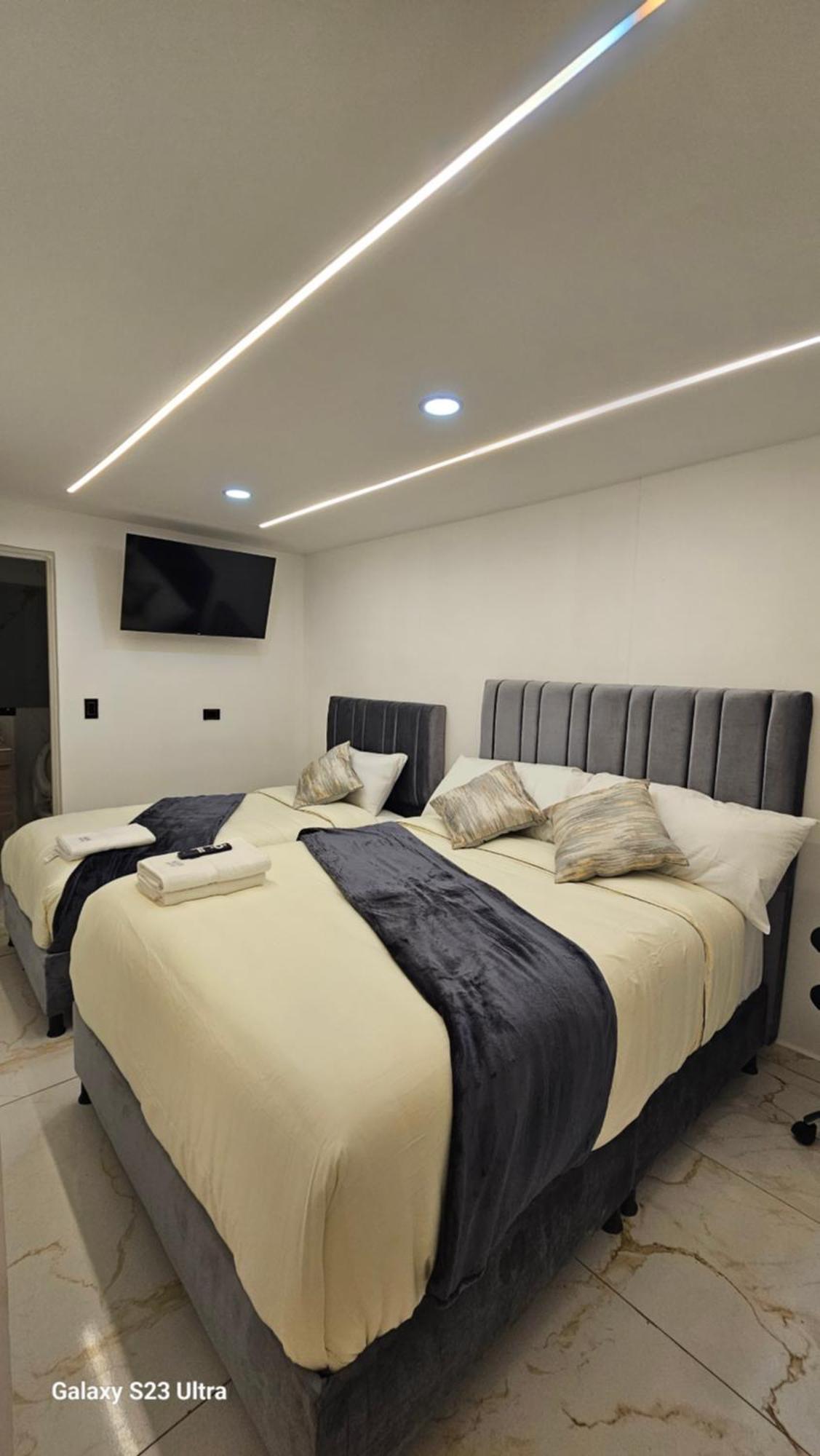 Hotel West Inn Bogotá Kültér fotó