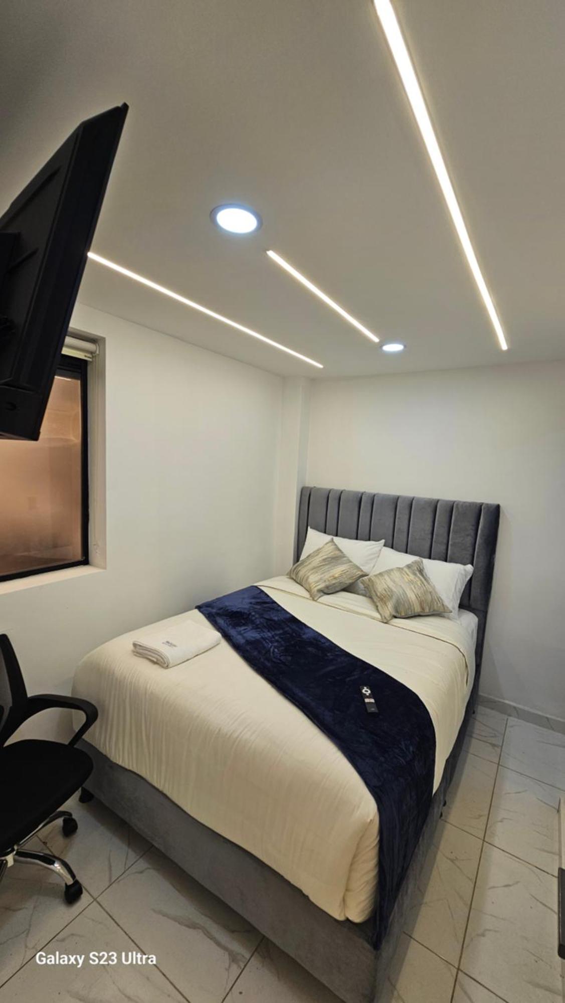 Hotel West Inn Bogotá Kültér fotó